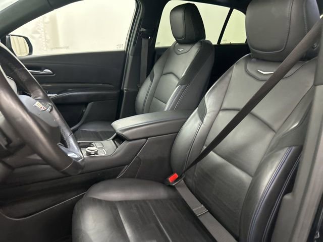 Used 2024 Cadillac XT4 Sport image 9