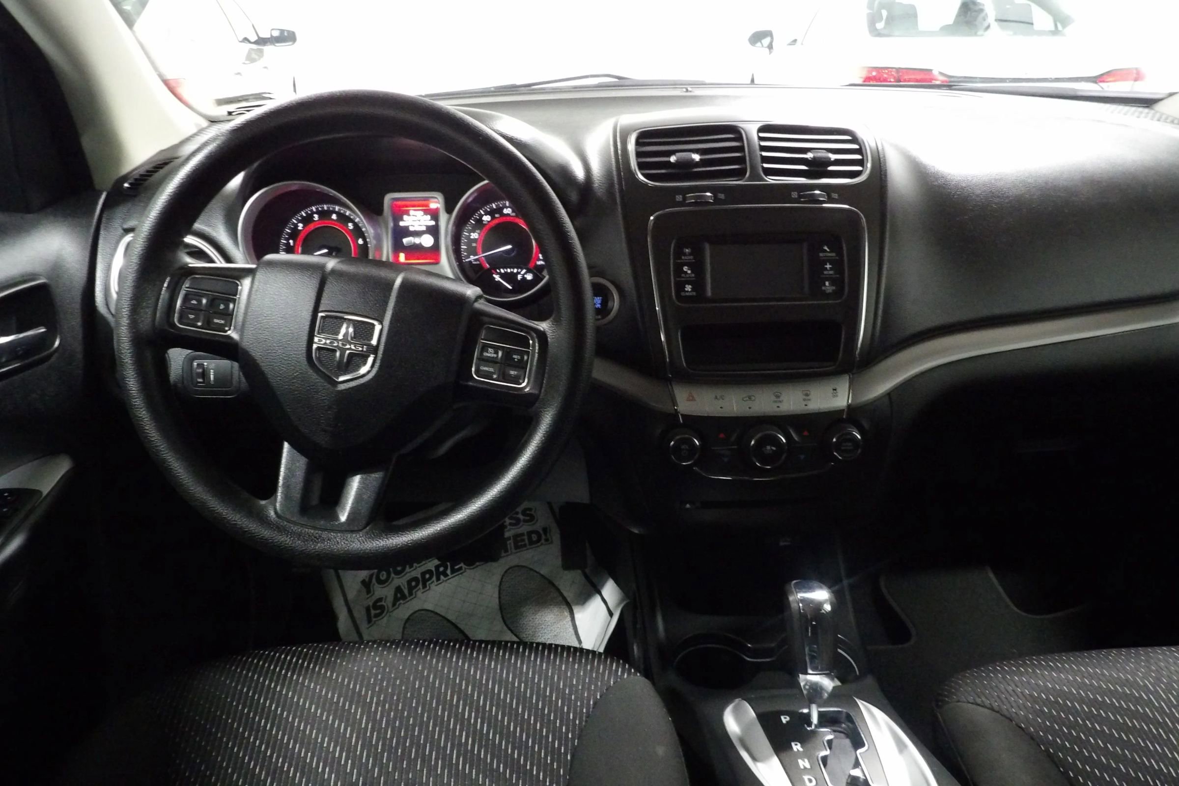 Used 2019 Dodge Journey SE image 12