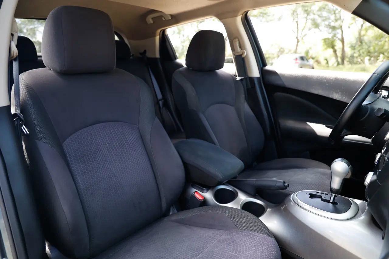 Used 2013 Nissan Juke SV FWD image 16