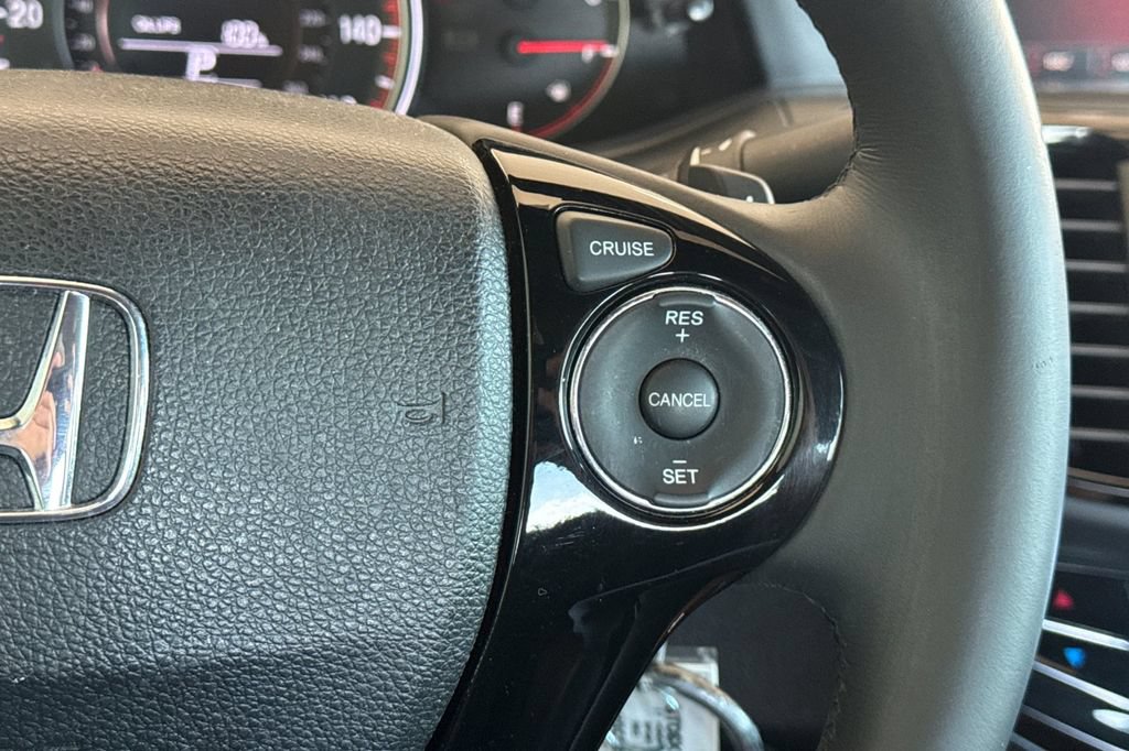 Certified 2017 Honda Accord Sport image 27