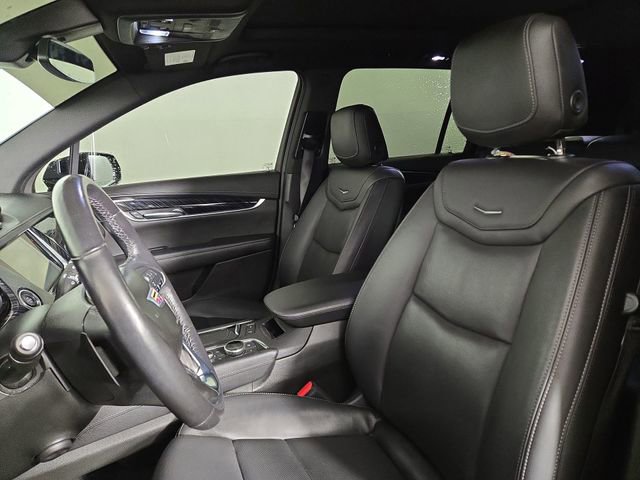 Used 2022 Cadillac XT6 Premium Luxury image 13