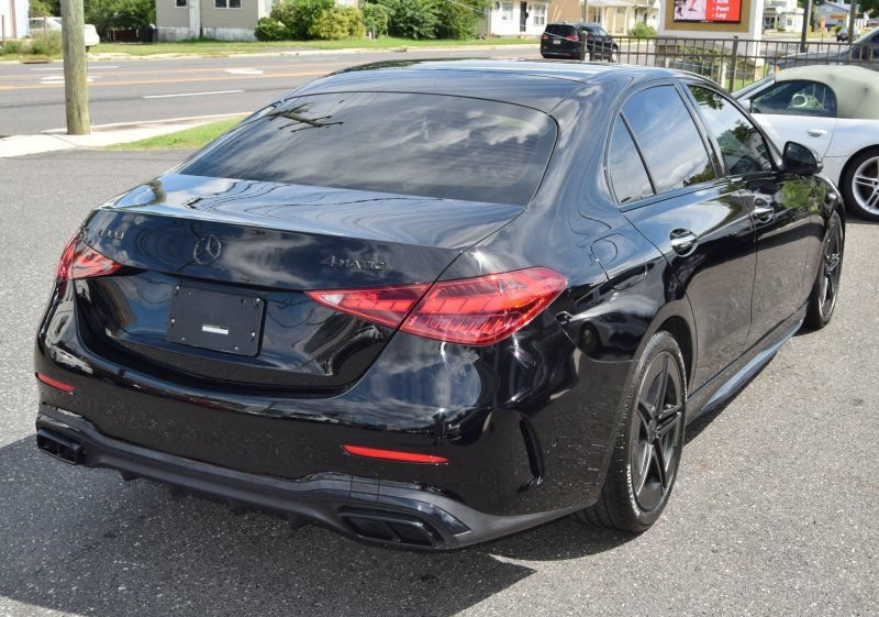 Used 2023 Mercedes-Benz C 300 4MATIC Sedan image 8