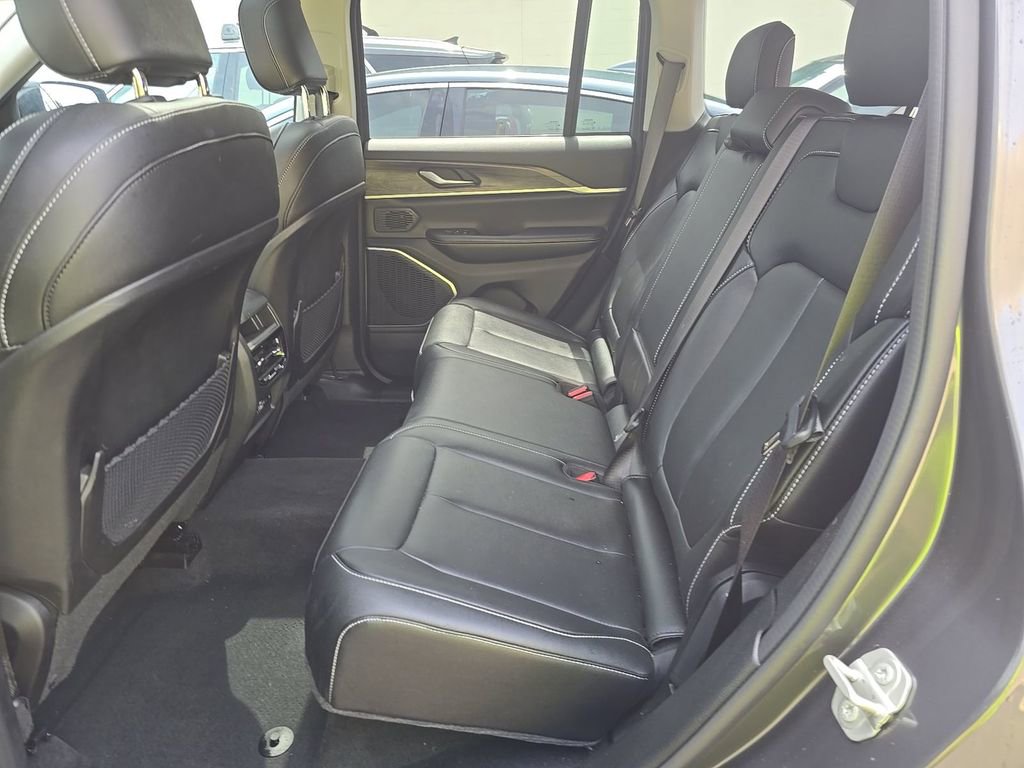 Used 2024 Jeep Grand Cherokee Limited 4xe AWD/4WD image 18