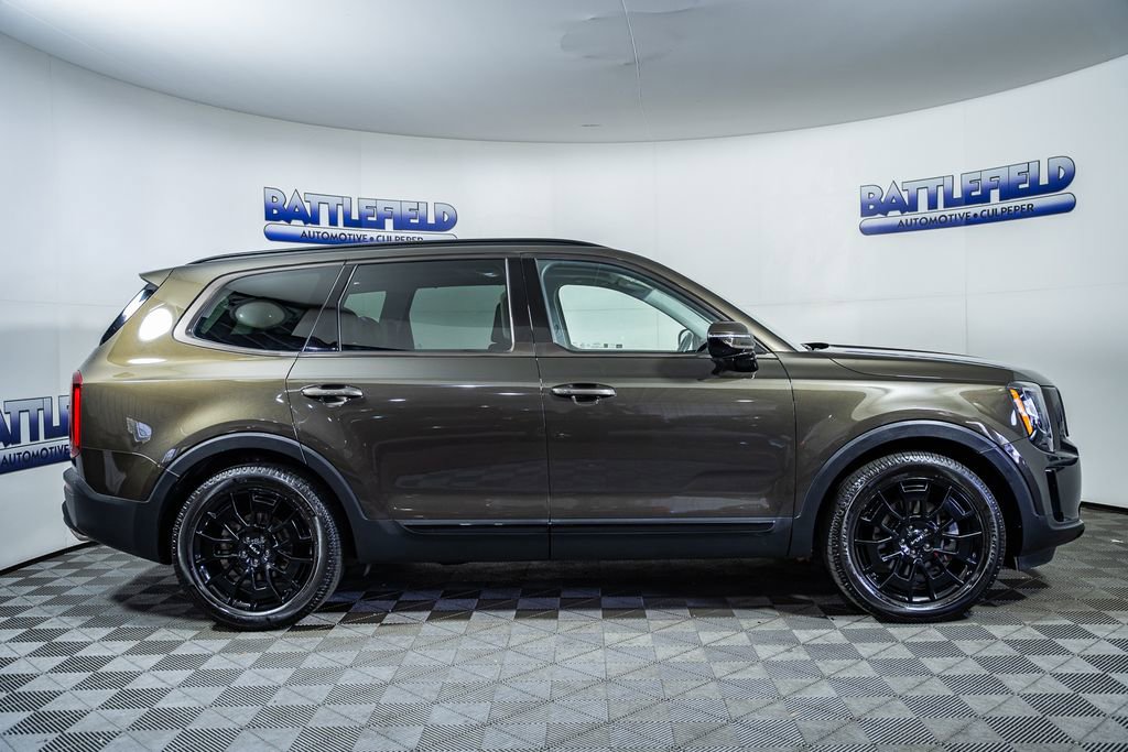 Used 2022 Kia Telluride SX w/ SX Prestige Package image 12