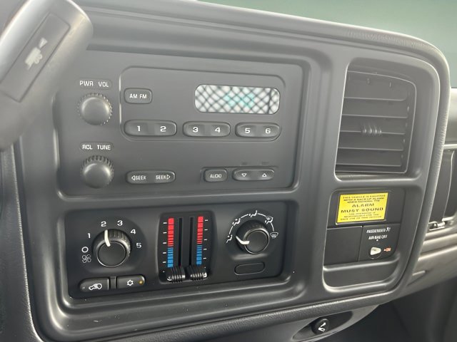 Used 2004 Chevrolet Silverado 2500 W/T RWD image 18