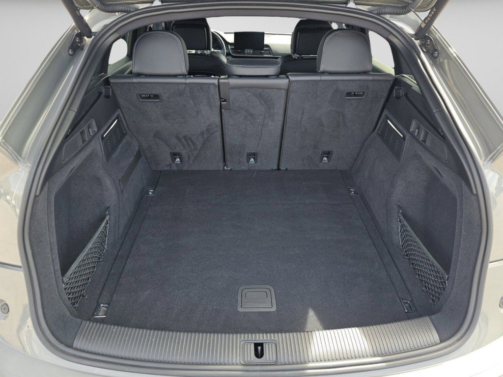 Used 2023 Audi Q5 2.0T Premium w/ Convenience Package AWD/4WD image 26