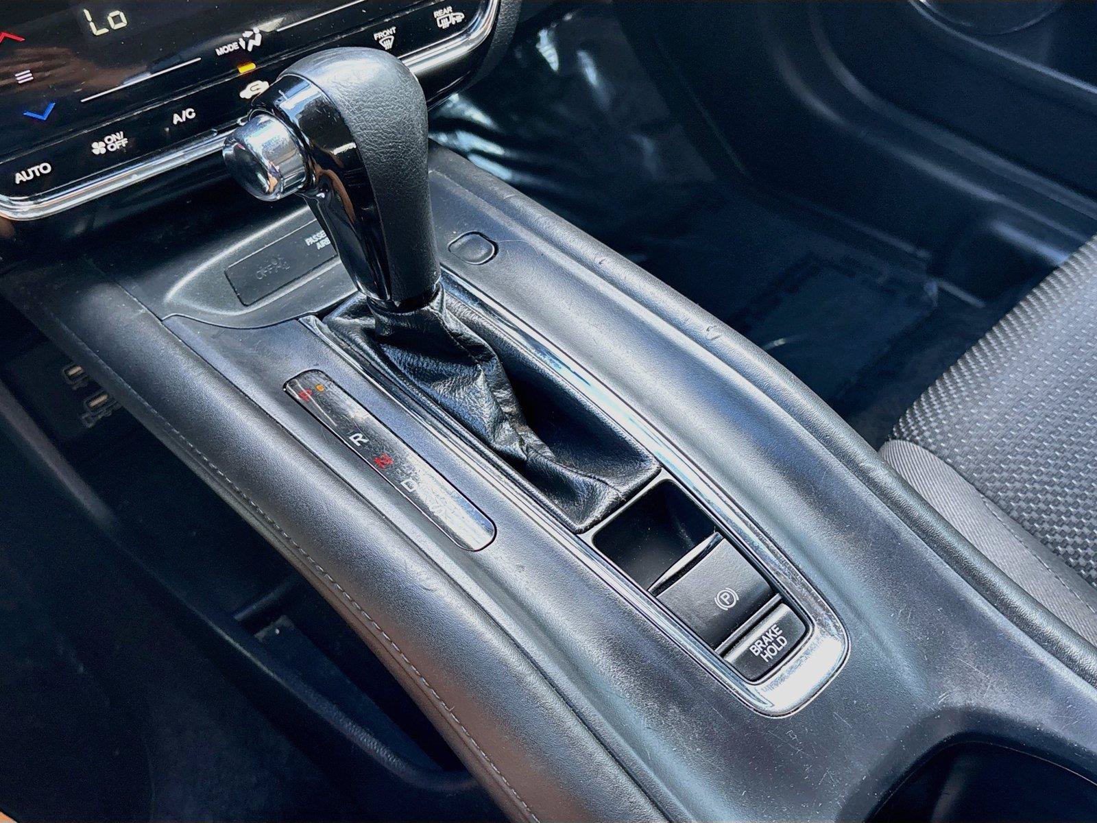 Used 2022 Honda HR-V EX image 16
