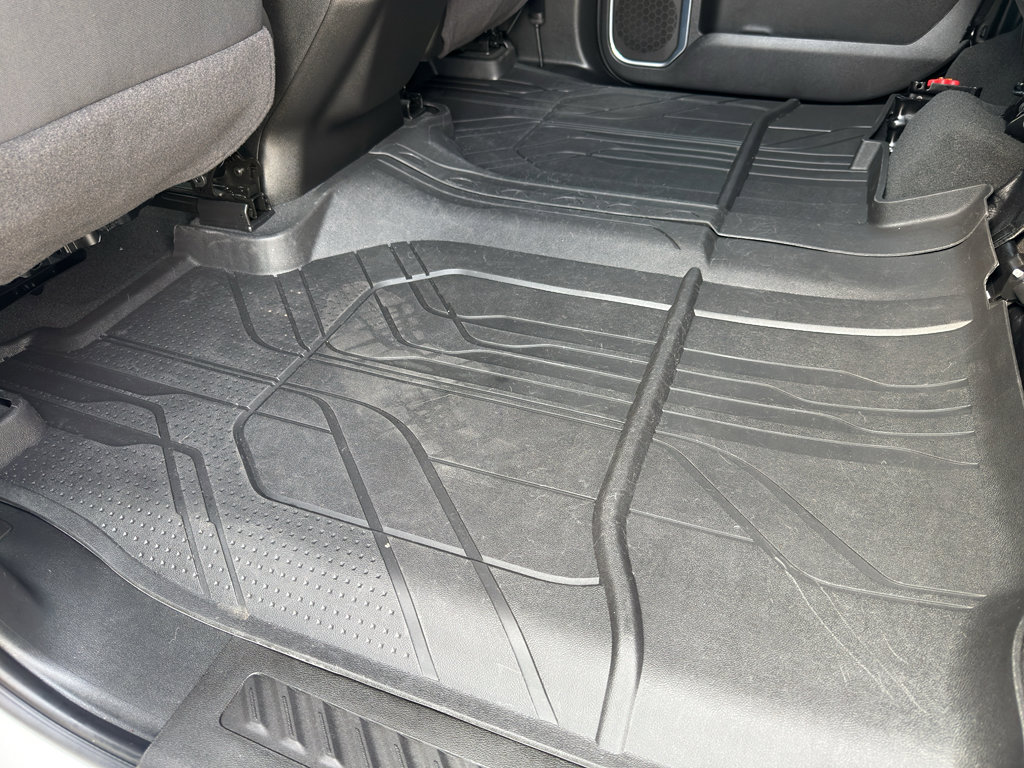 Used 2025 Chevrolet Silverado 1500 RST w/ Redline Edition AWD/4WD image 43