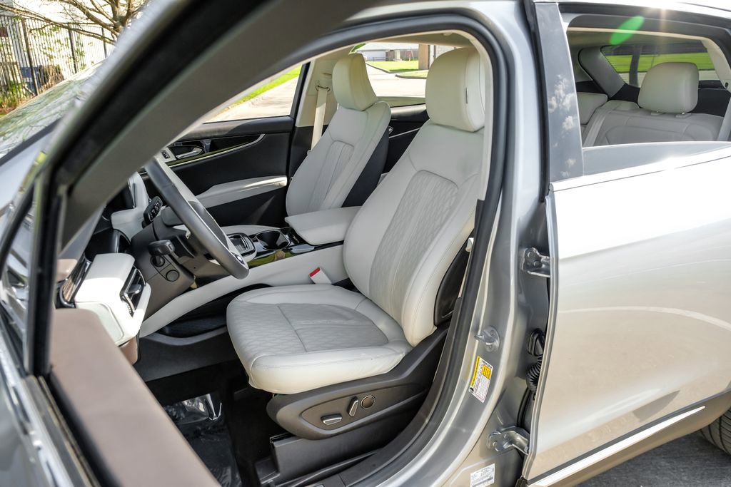 Used 2022 Lincoln Nautilus Black Label image 33