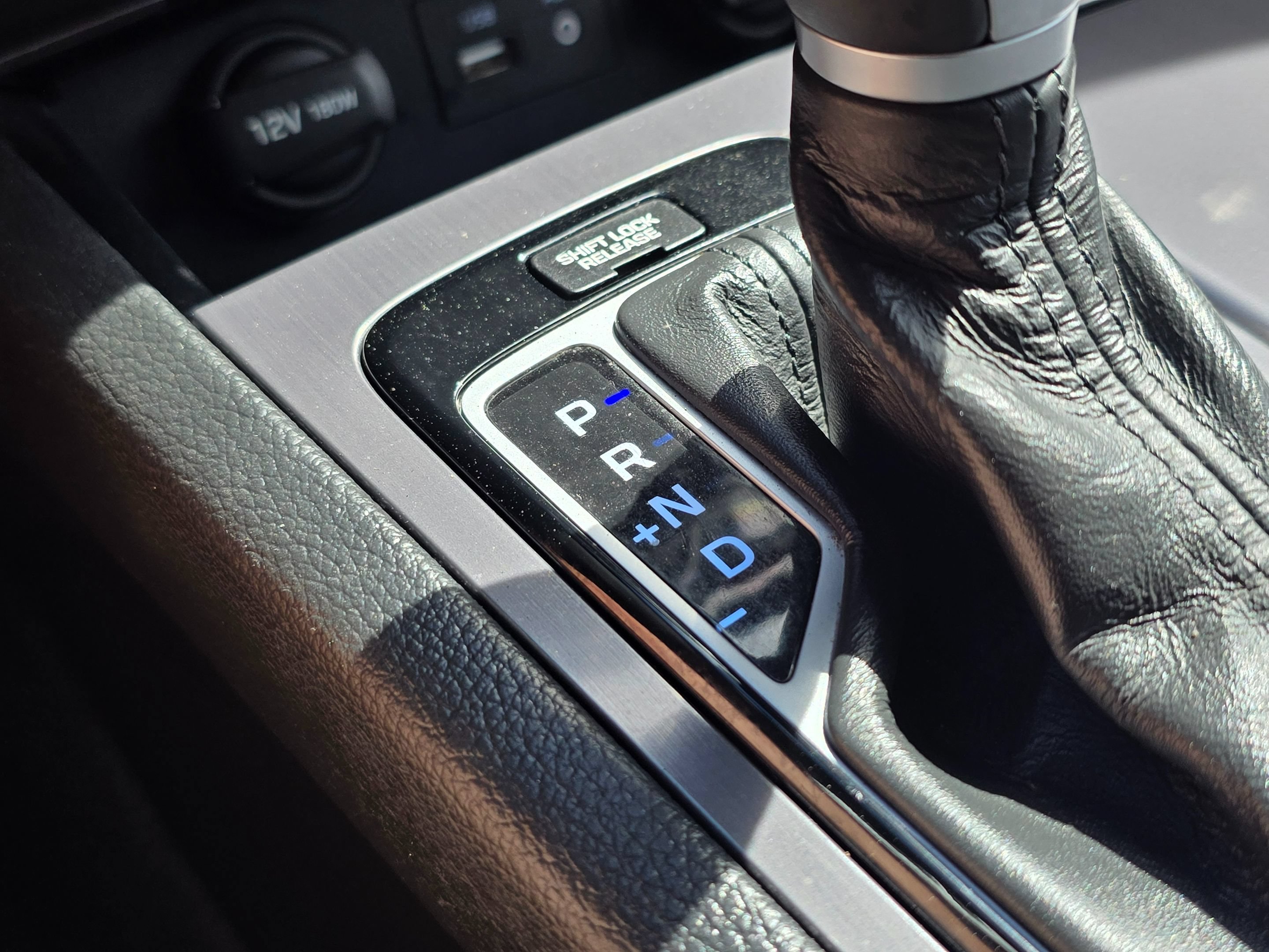 Used 2018 Genesis G80 3.8 image 33
