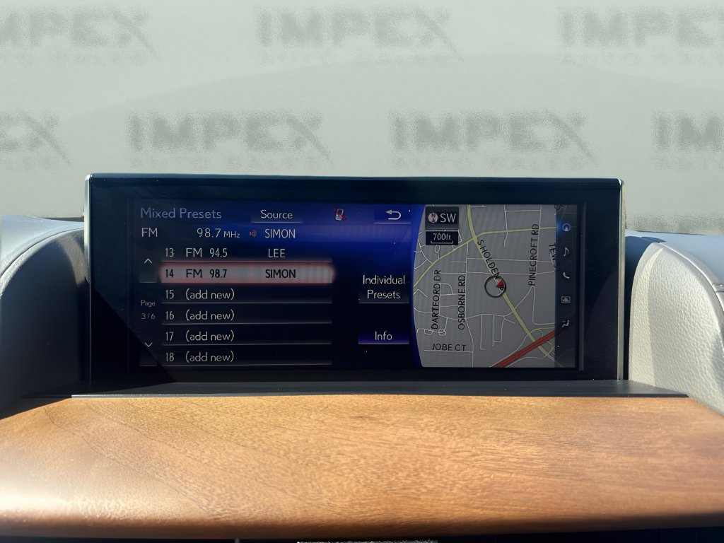 Used 2019 Lexus LX 570 4WD w/ Luxury Package image 15