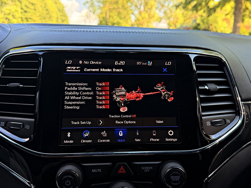 Used 2020 Jeep Grand Cherokee SRT AWD/4WD image 23