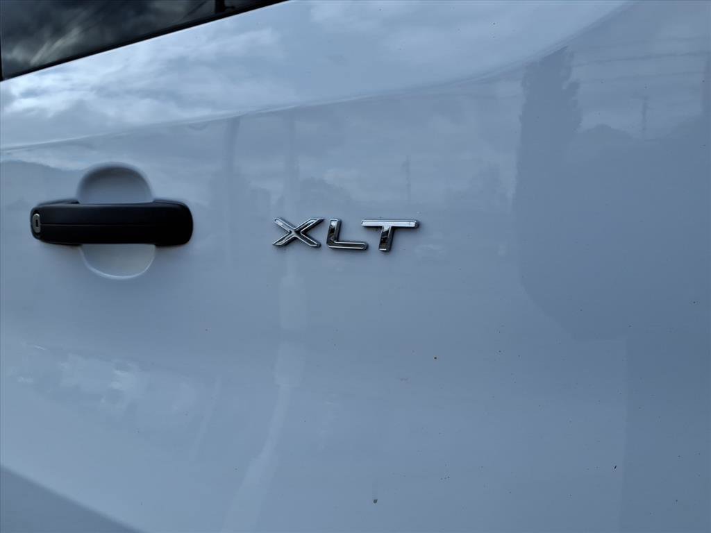 Used 2023 Ford Transit 350 XLT image 4