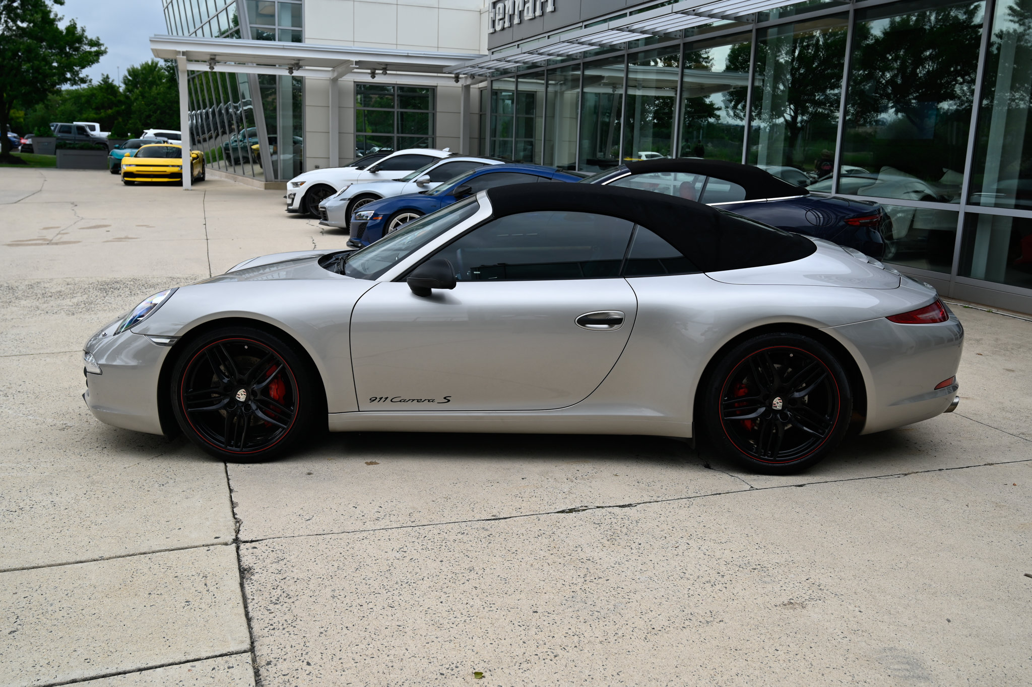 Used 2013 Porsche 911 Carrera S RWD image 8