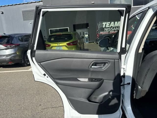 New 2026 Nissan Rogue SV image 21