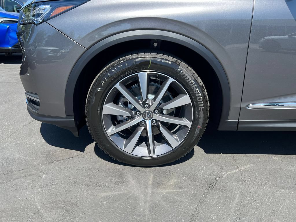 Certified 2026 Acura MDX FWD w/ Technology Package image 5