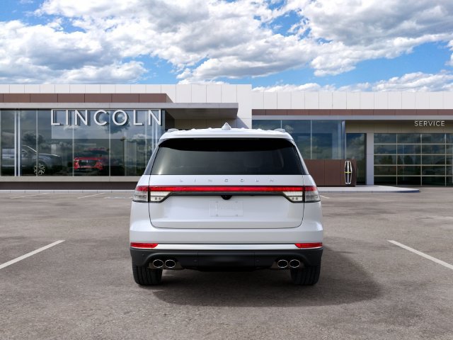 New 2027 Lincoln Aviator AWD image 7