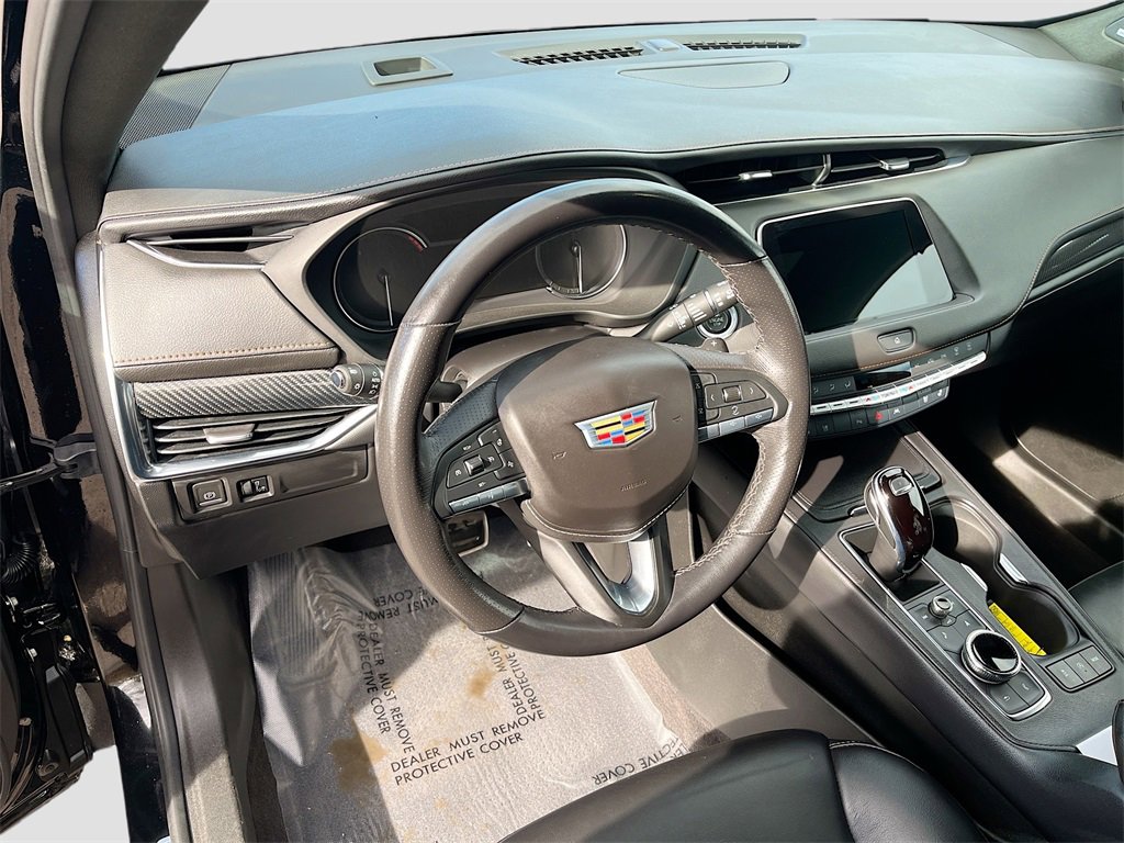 Used 2023 Cadillac XT4 Sport image 9