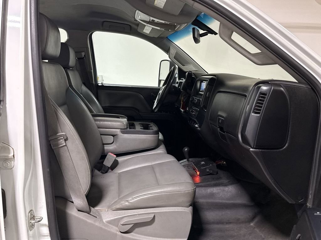 Used 2015 Chevrolet Silverado 3500 W/T w/ Snow Plow Prep Package image 20