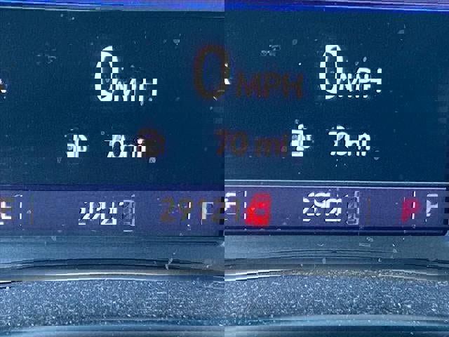 Used 2022 GMC Terrain SLT w/ Tech Package image 12