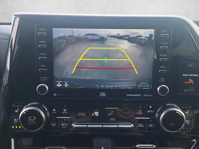 Used 2022 Toyota Highlander Limited image 13
