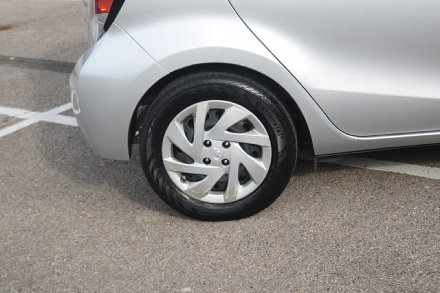Used 2015 Toyota Prius C One FWD image 27