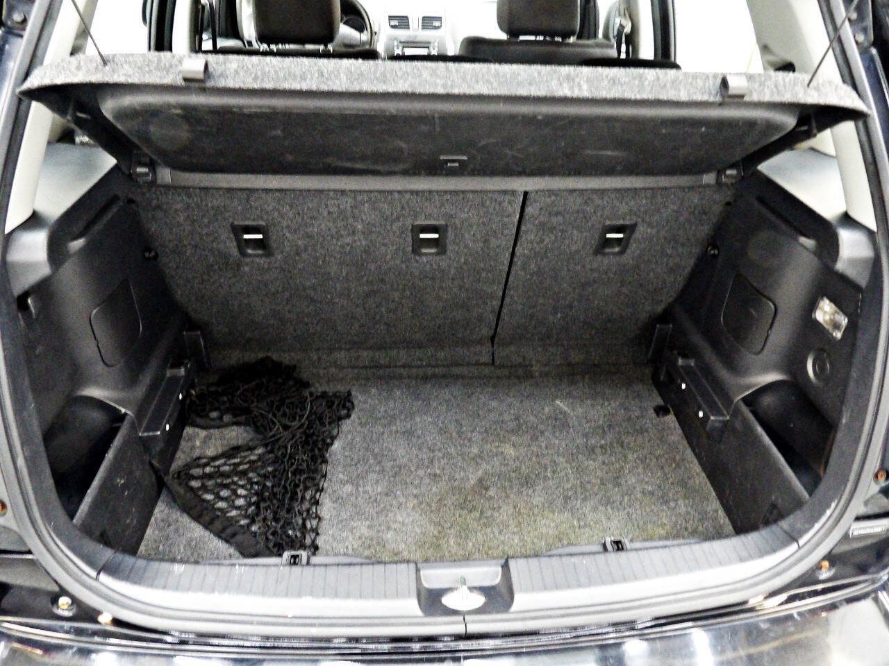 Used 2010 Suzuki SX4 Hatchback FWD image 13