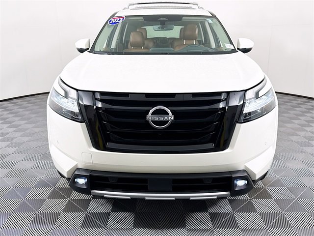 Certified 2023 Nissan Pathfinder Platinum image 2