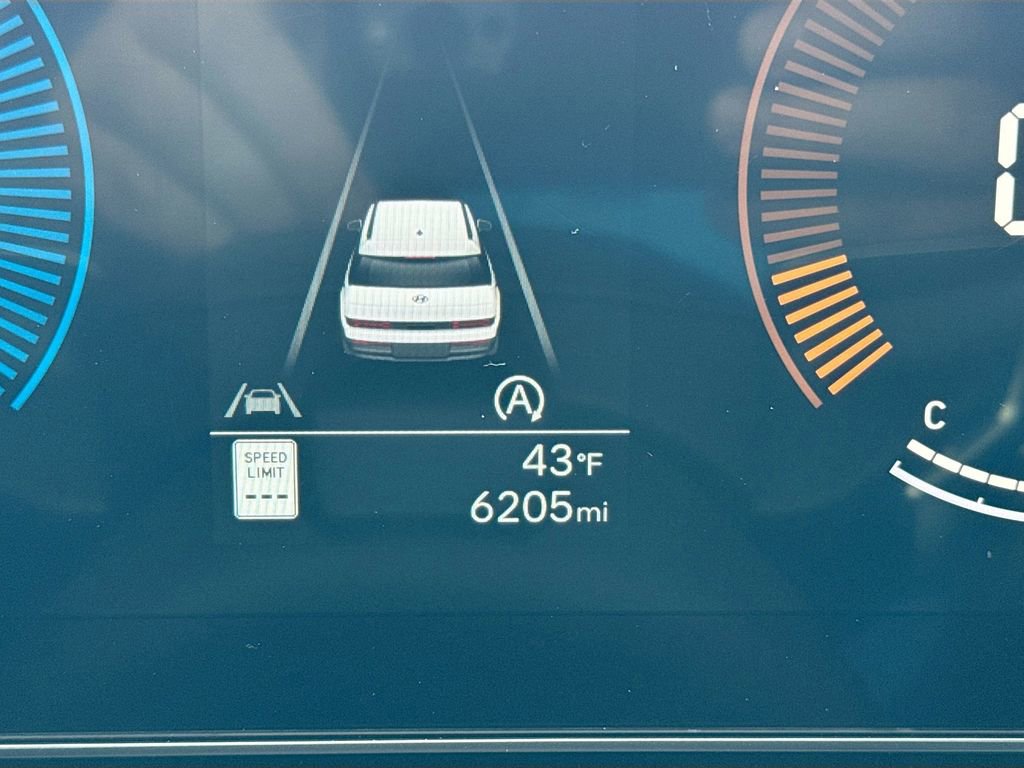 Used 2026 Hyundai Santa Fe SEL image 15