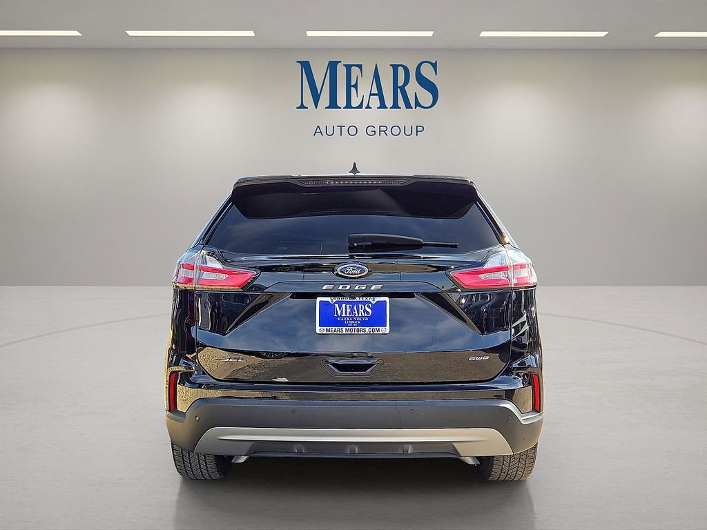 Used 2022 Ford Edge SEL w/ Convenience Package image 4
