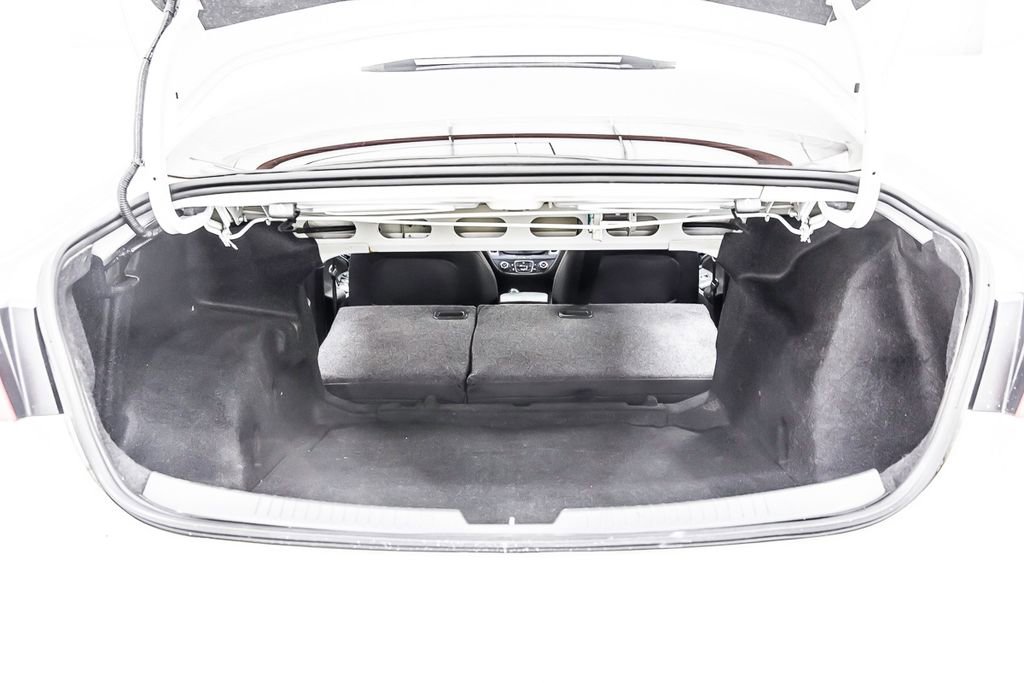 Used 2016 Chevrolet Malibu LT image 31