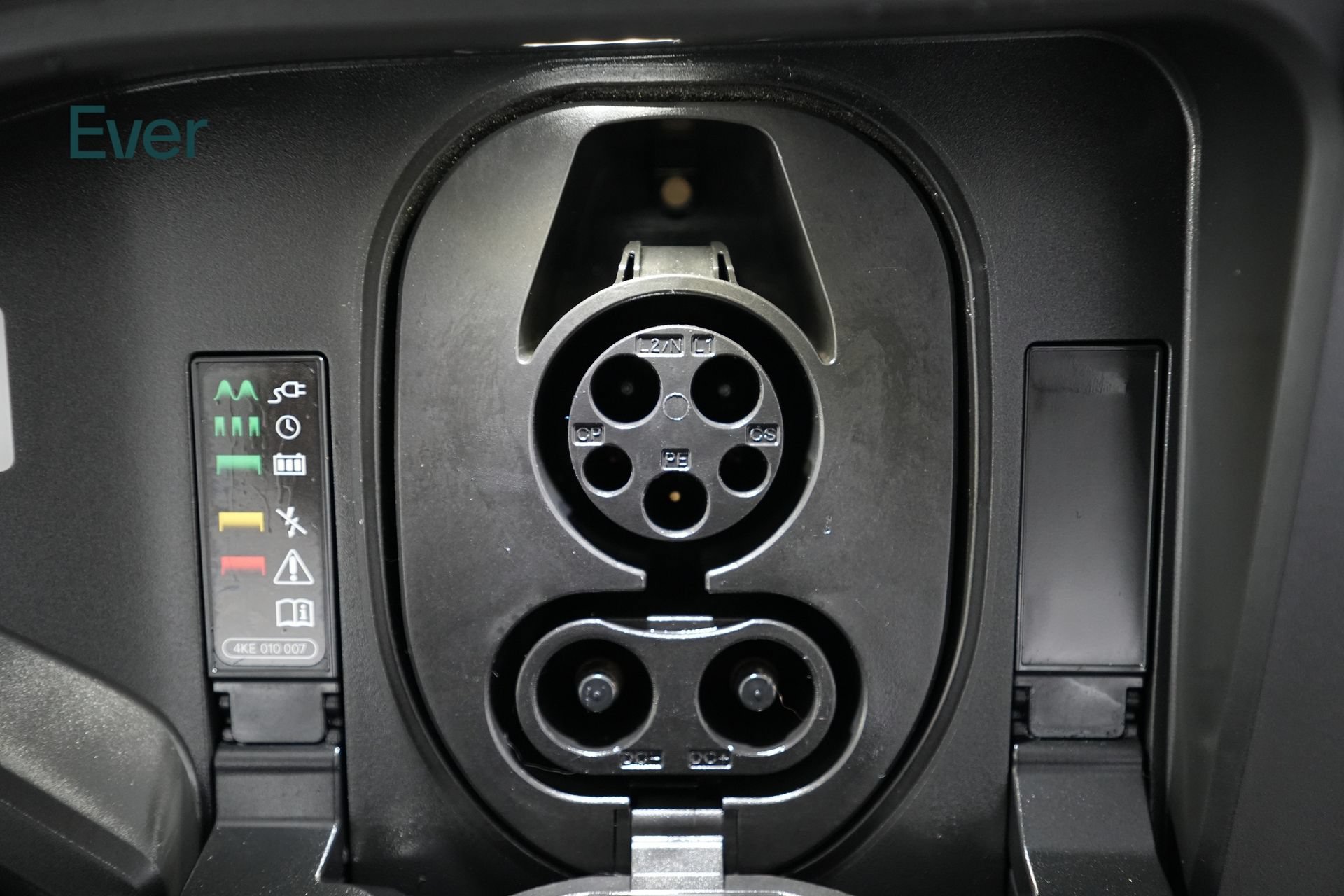 Used 2022 Audi e-tron Prestige AWD/4WD image 10