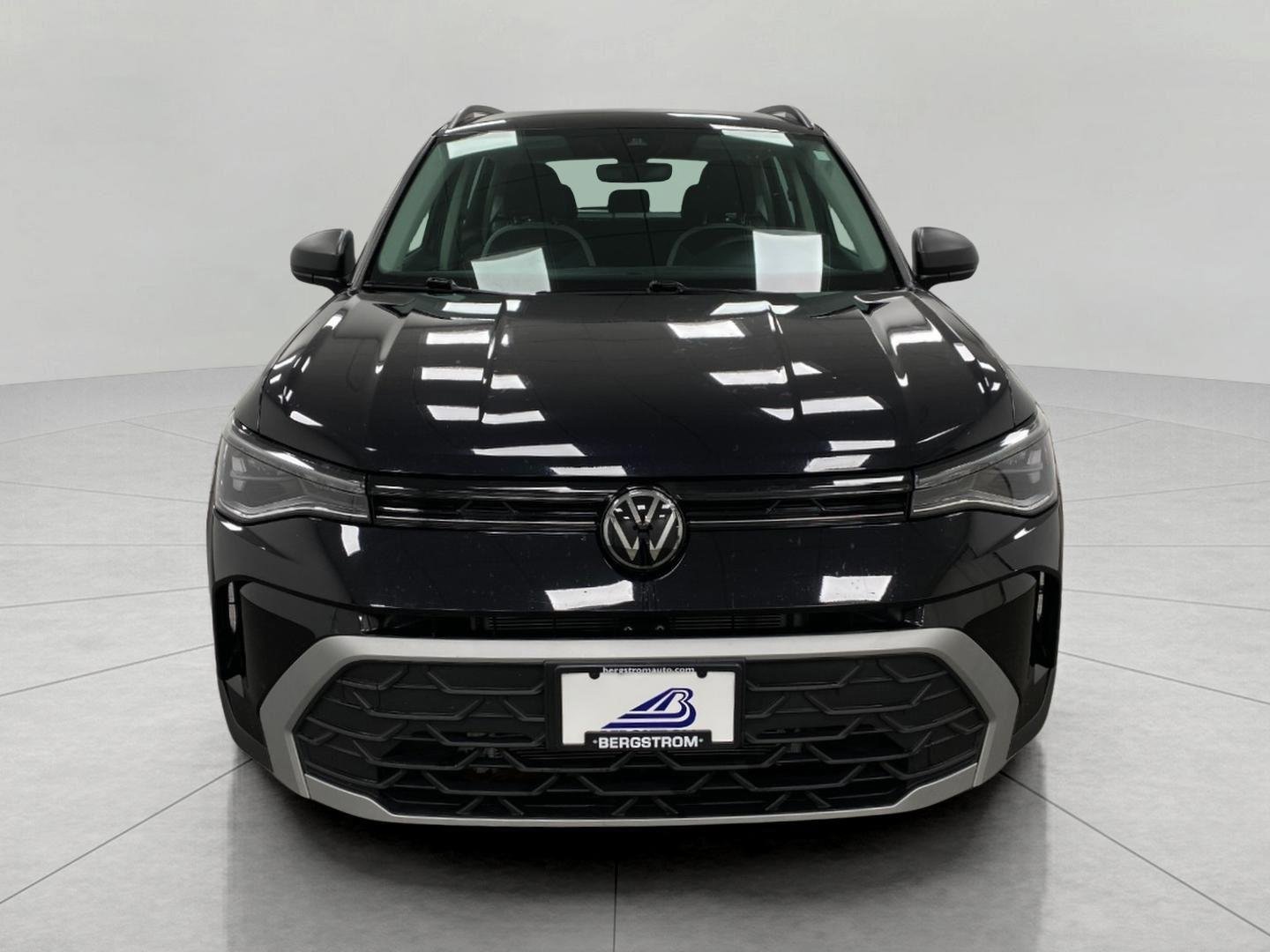 Used 2025 Volkswagen Taos S AWD/4WD image 39