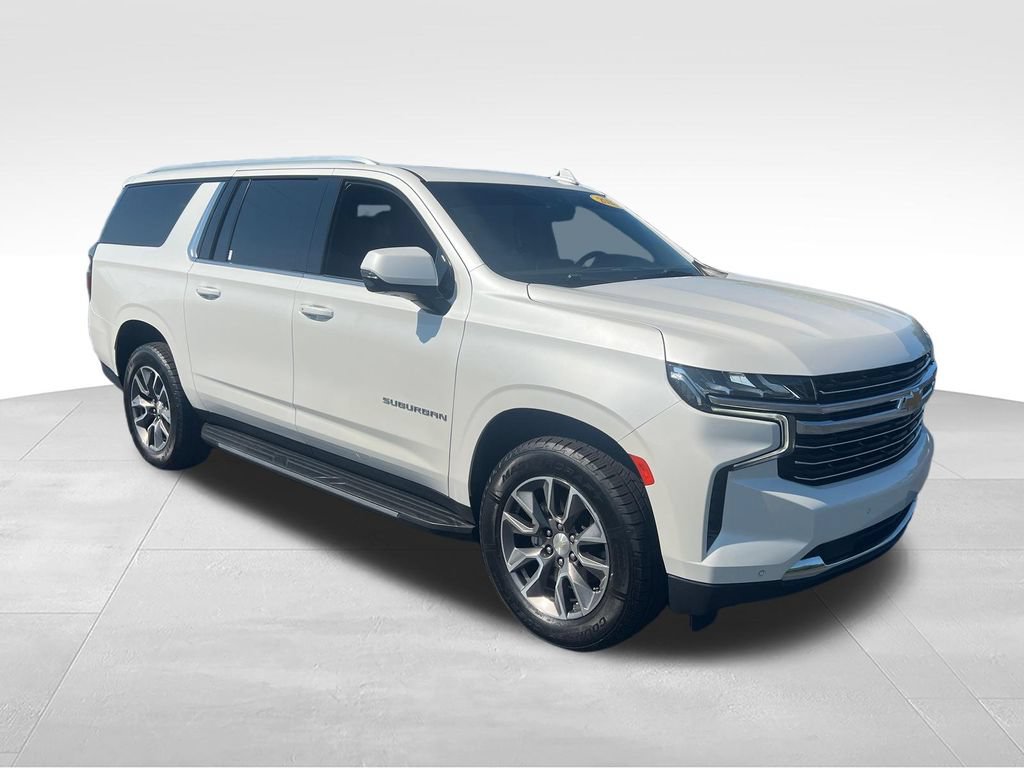 Used 2022 Chevrolet Suburban LT w/ Luxury Package AWD/4WD image 7