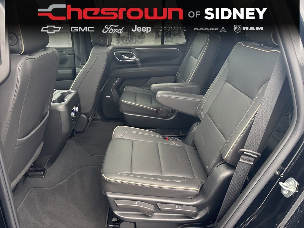 Used 2023 GMC Yukon SLT w/ SLT Luxury Package AWD/4WD image 29