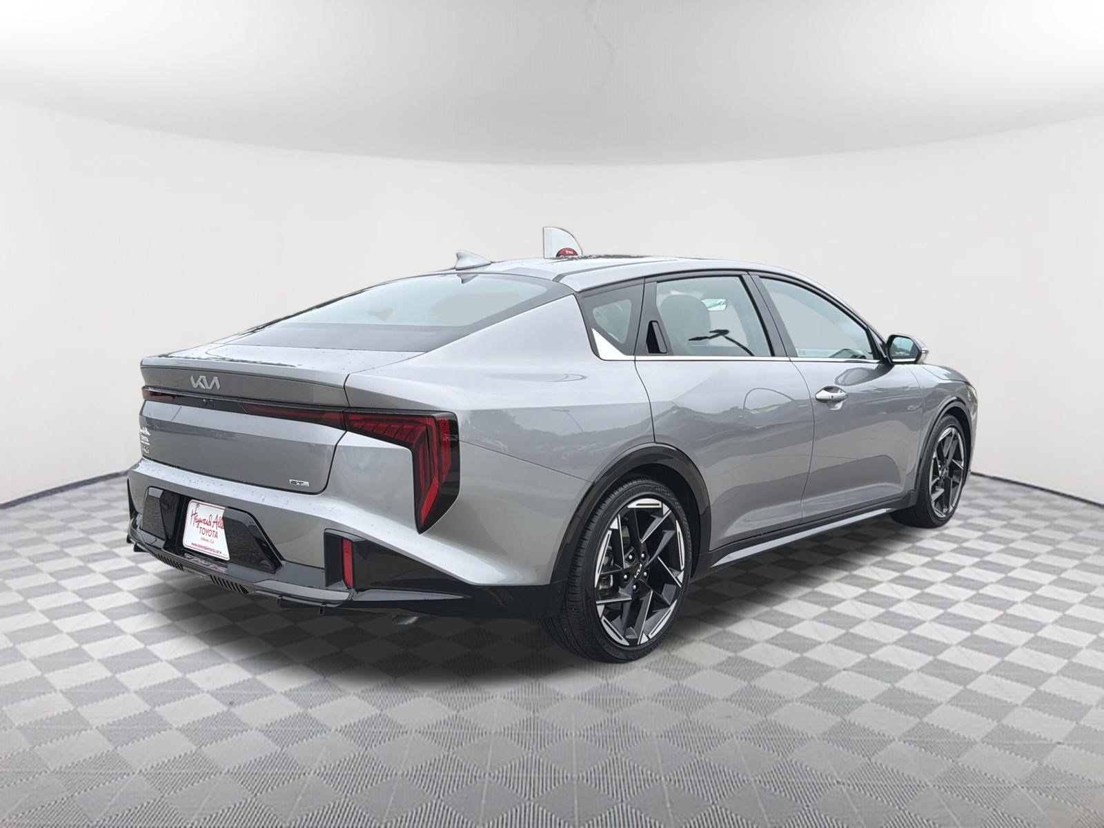 Used 2025 Kia K4 GT-Line w/ GT-Line Sunroof Package FWD image 16