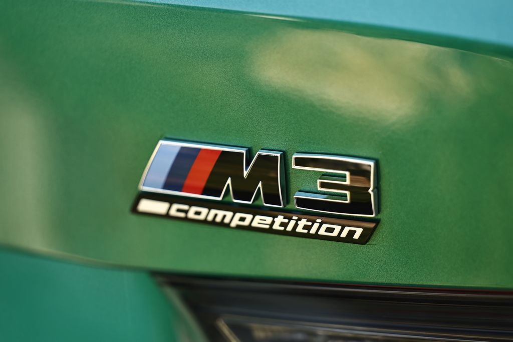 Used 2025 BMW M3 Competition w/ M Carbon Exterior Package AWD/4WD image 9