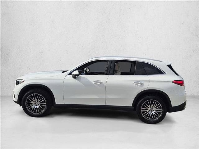 Certified 2025 Mercedes-Benz GLC 300 image 9