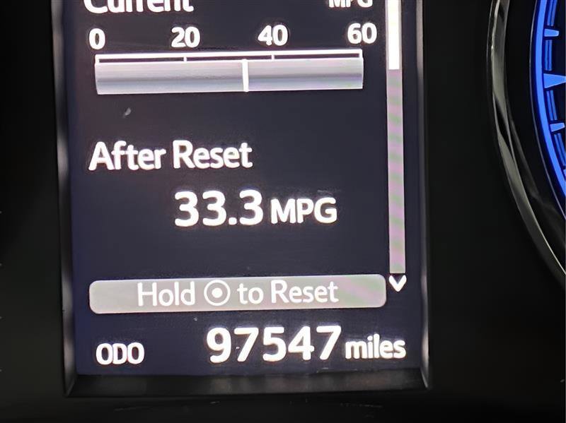 Used 2018 Toyota Corolla SE w/ Carpet Mat Package (TMS) FWD image 17