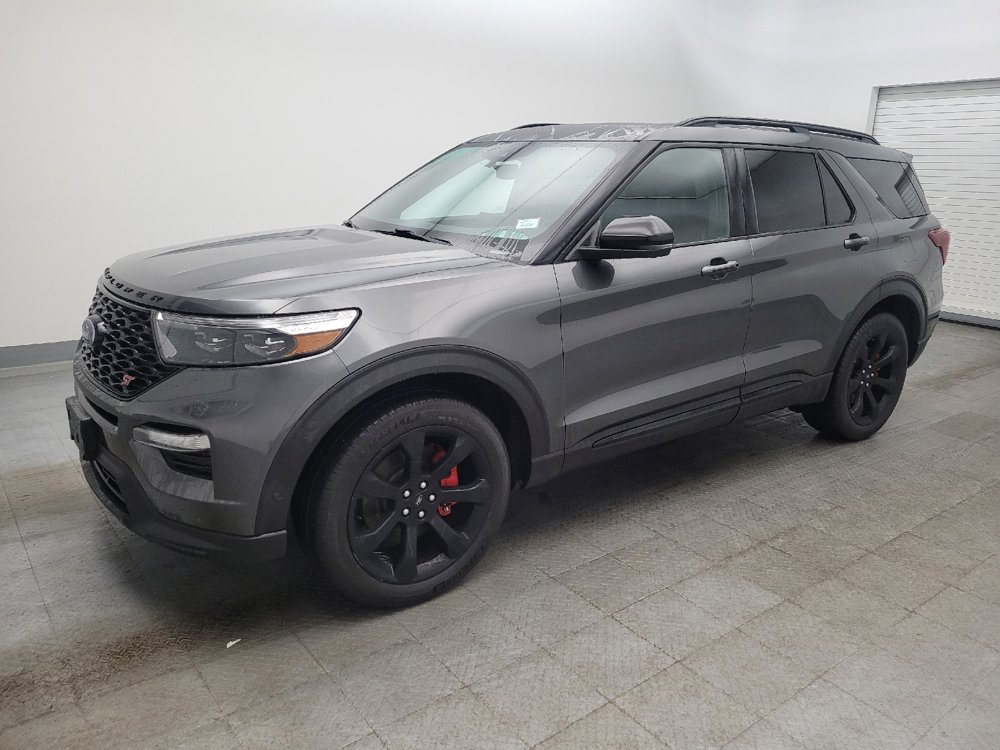 Used 2020 Ford Explorer ST w/ ST Street Pack image 2