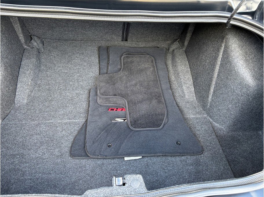 Used 2015 Dodge Challenger SRT Hellcat image 45