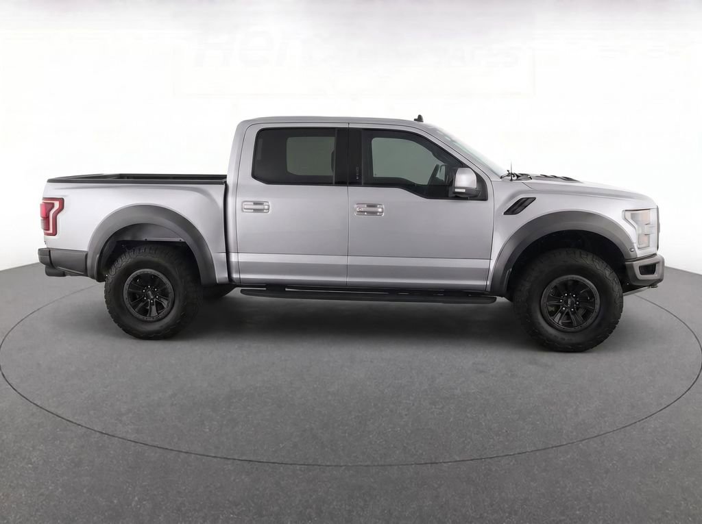 Used 2017 Ford F150 Raptor w/ Equipment Group 802A Luxury AWD/4WD image 9