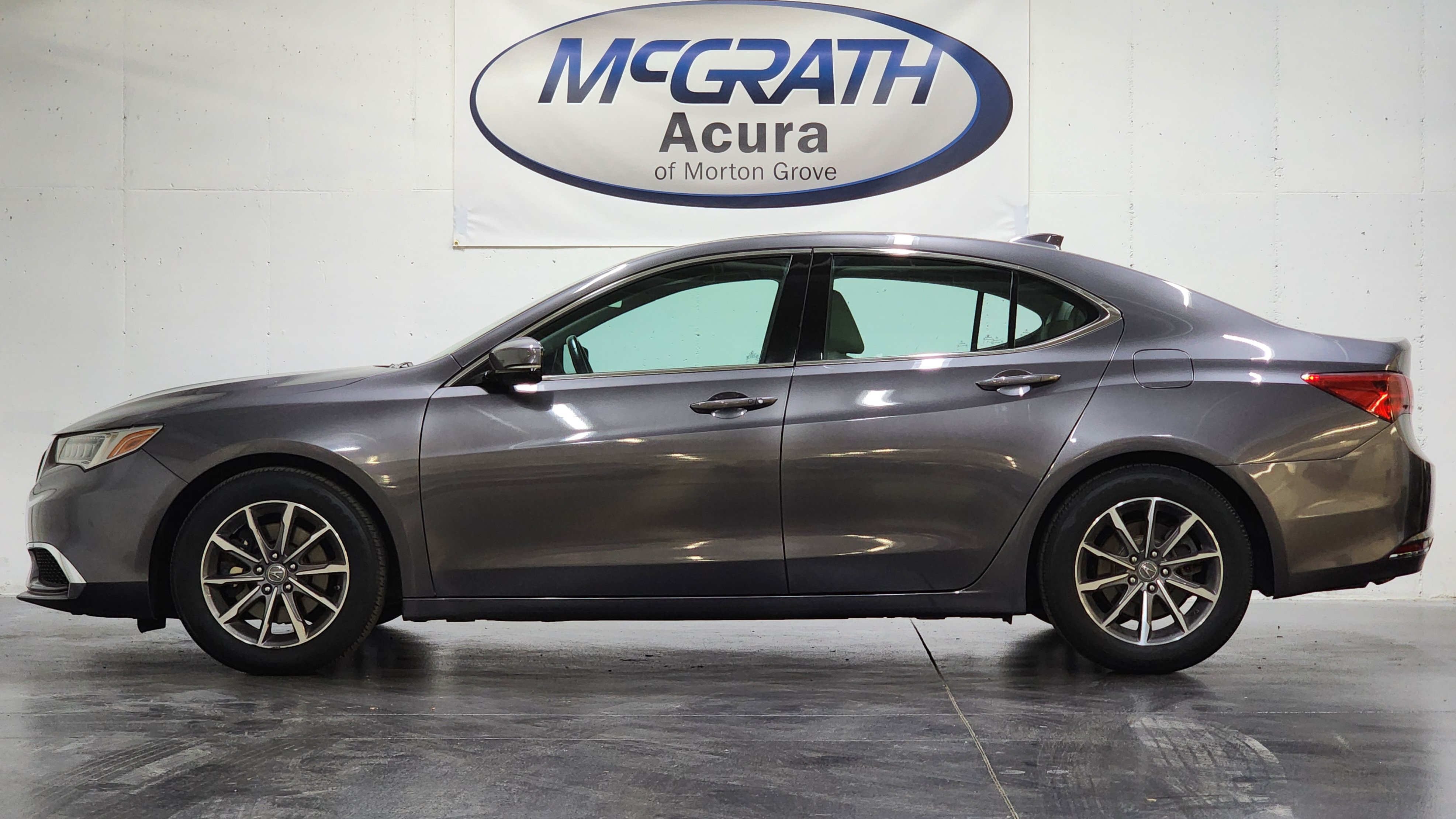 Used 2019 Acura TLX FWD image 11