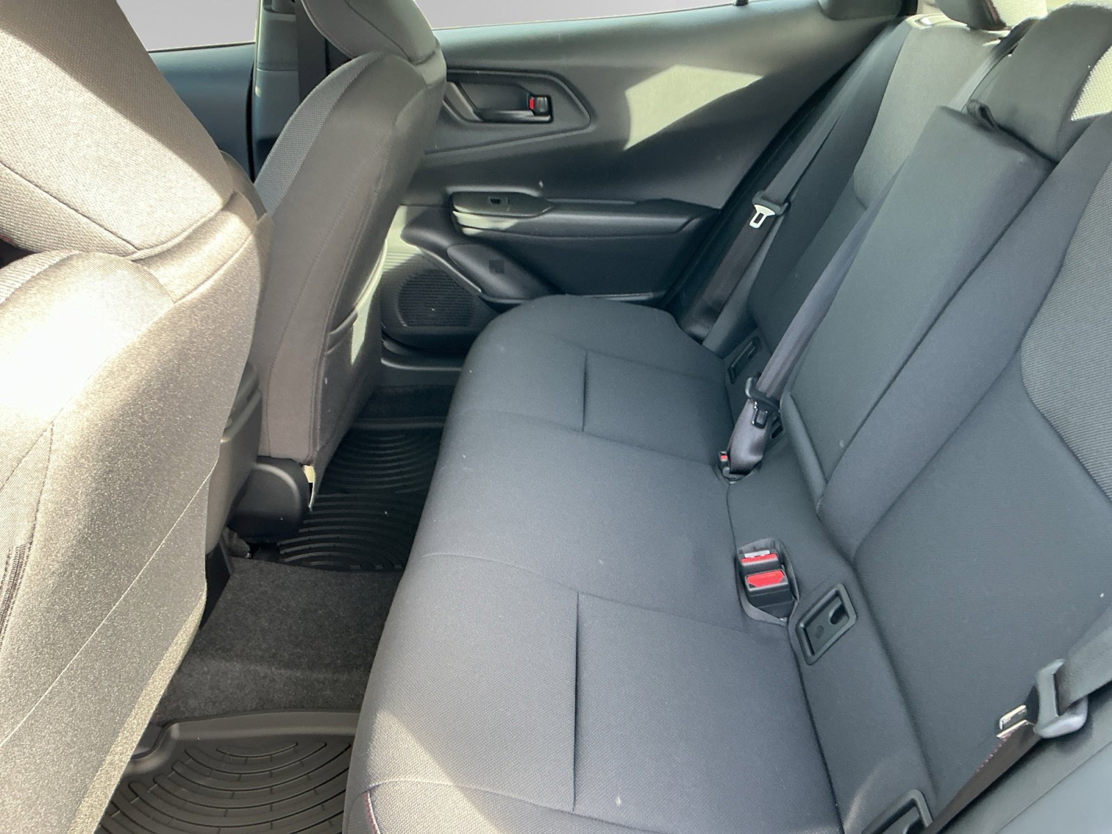 New 2026 Toyota Prius Plug-In Hybrid FWD image 13