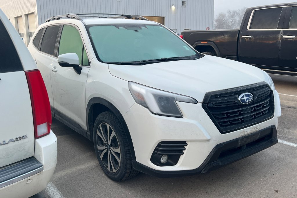 Used 2024 Subaru Forester Limited image 2