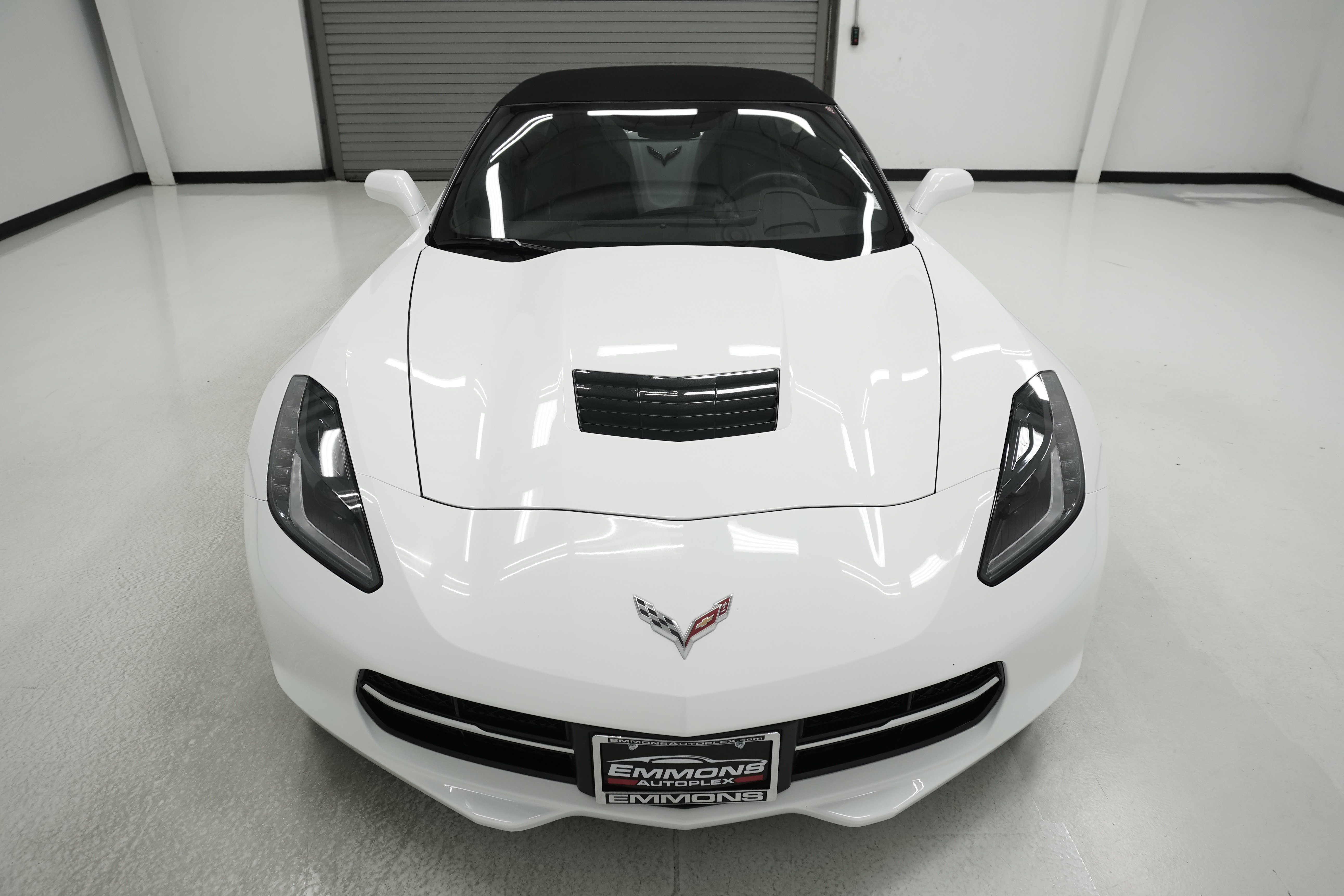 Used 2015 Chevrolet Corvette Stingray Convertible w/ 2LT Preferred Equipment Group RWD image 2