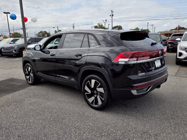 New 2026 Volkswagen Atlas Cross Sport SE FWD image 9