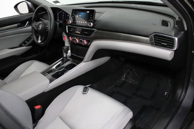 Used 2018 Honda Accord LX image 25