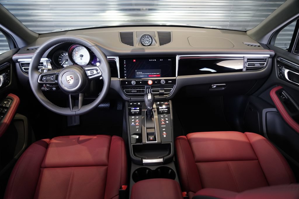 New 2026 Porsche Macan S AWD/4WD image 17
