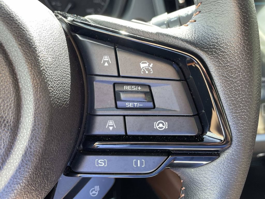 Used 2025 Subaru Forester Touring w/ Popular Package - Touring AWD/4WD image 31